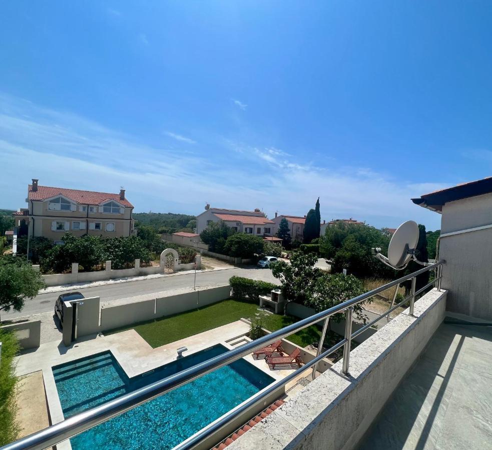Linc Rooms & Apartments Банджоле Экстерьер фото